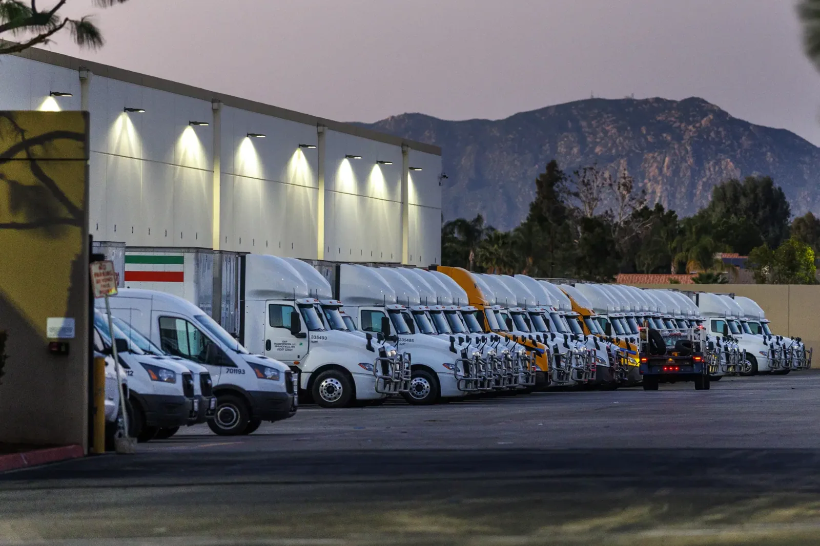 Commercial Roofing for Logistics and 3PL Operators in Centennial, CO