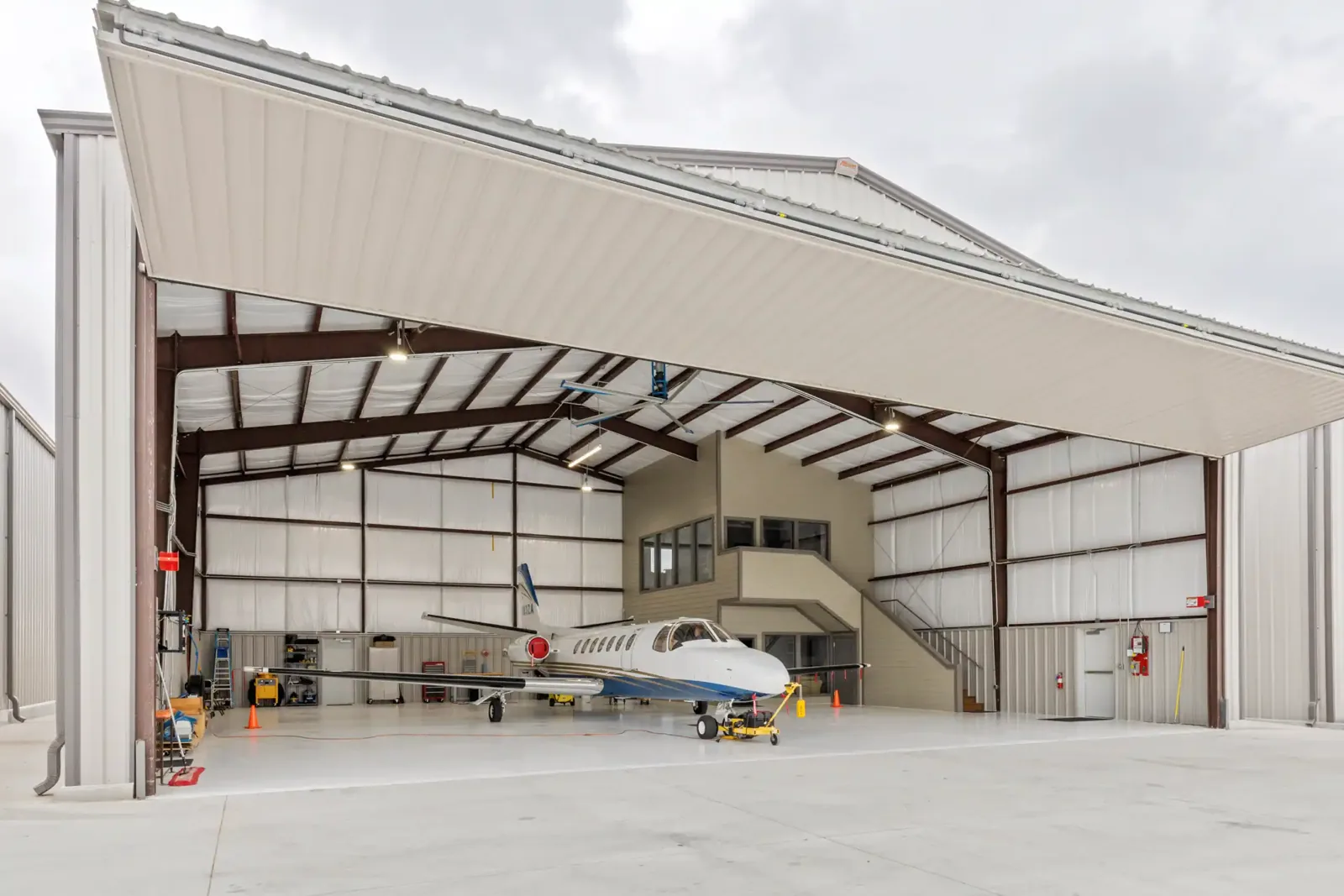 Aircraft Hangar Roofing in Centennial, CO
